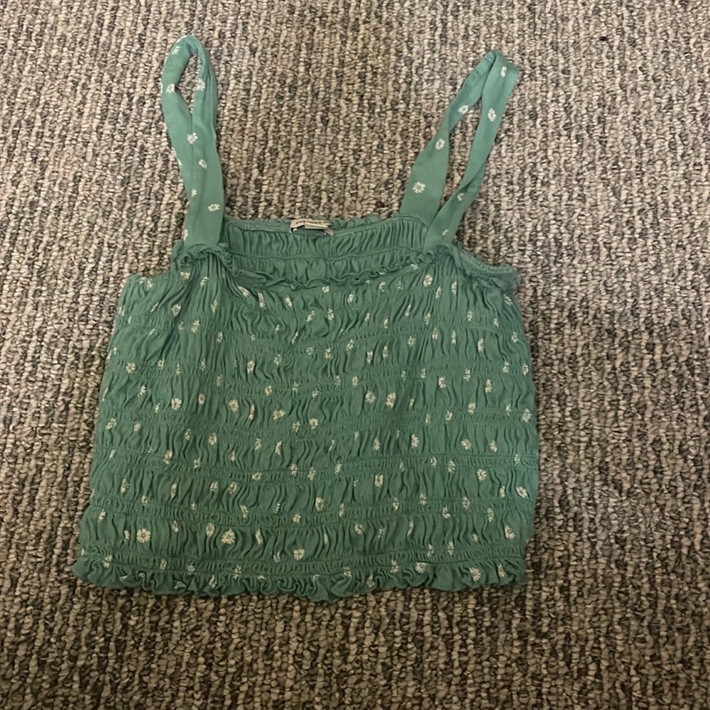 American Eagle large flower tank top